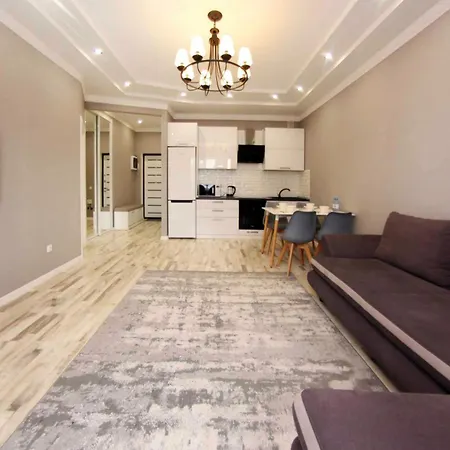 Апартаменты В Современном Районе Выбор Путешественника Almaty Room photo