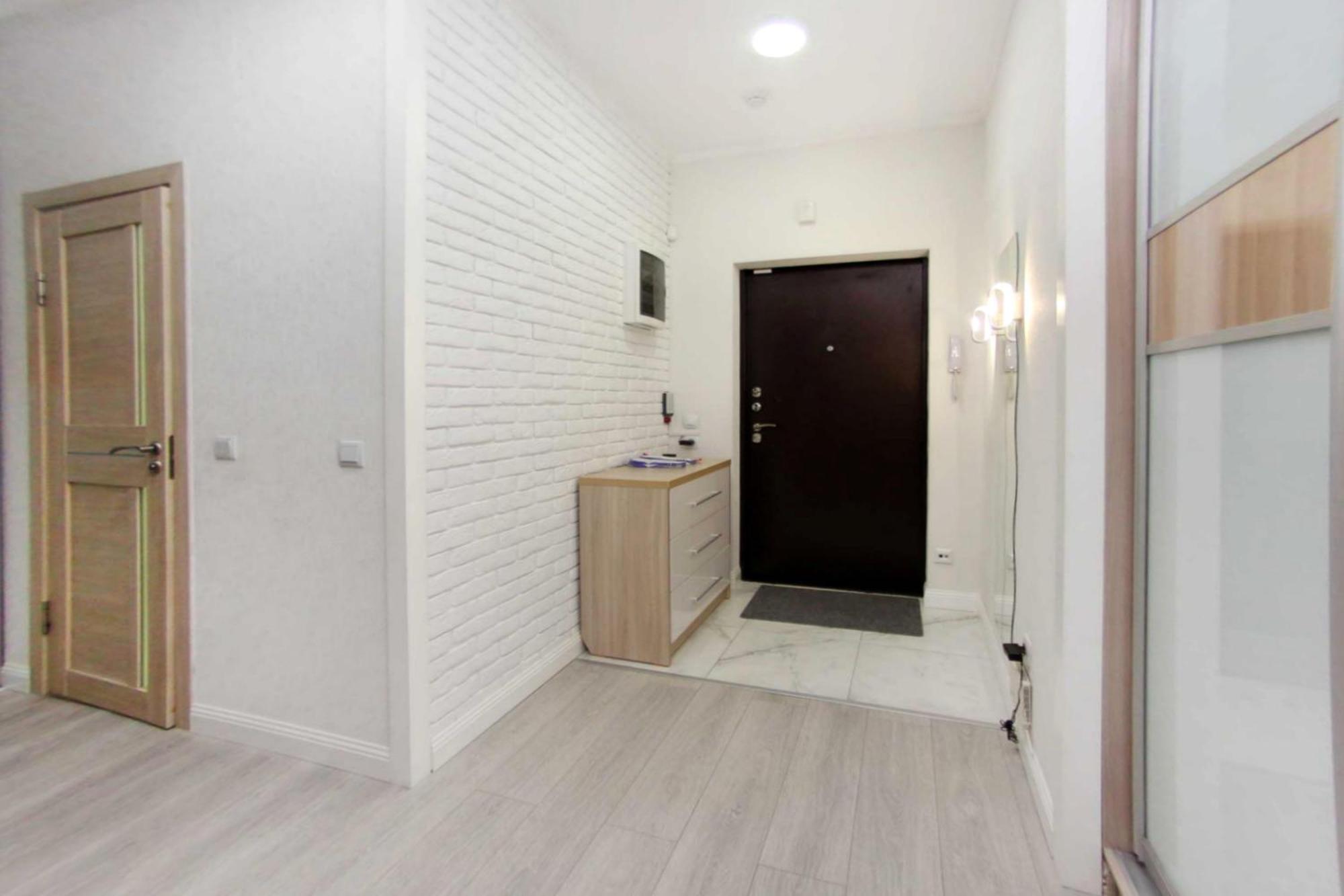 Apartment в современном районе выбор путешественника Almaty